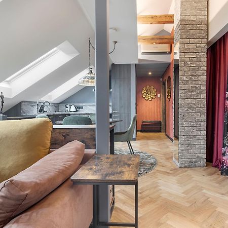 شقة Cozy Penthouse فيلنيوس المظهر الخارجي الصورة